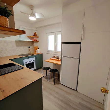 Sol Y Sur Apartmento - Netflix Y Parking Gratuito * Almeria